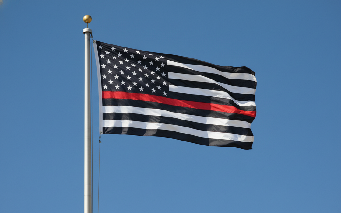 Show Your Support With A Red Thin Line Flag Star Silicone Bracelet – Perfect For Firefighters